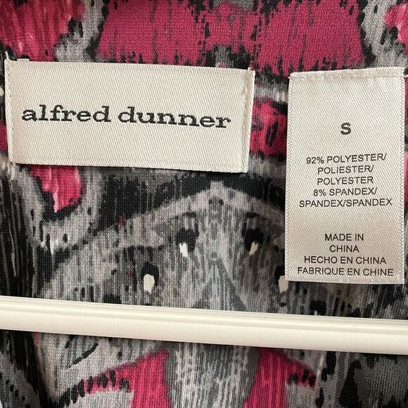 Alfred Dunner Ladies Beaded Neck Dress Top, Size Small, Pink, Gray and Black - Picture 4 of 6